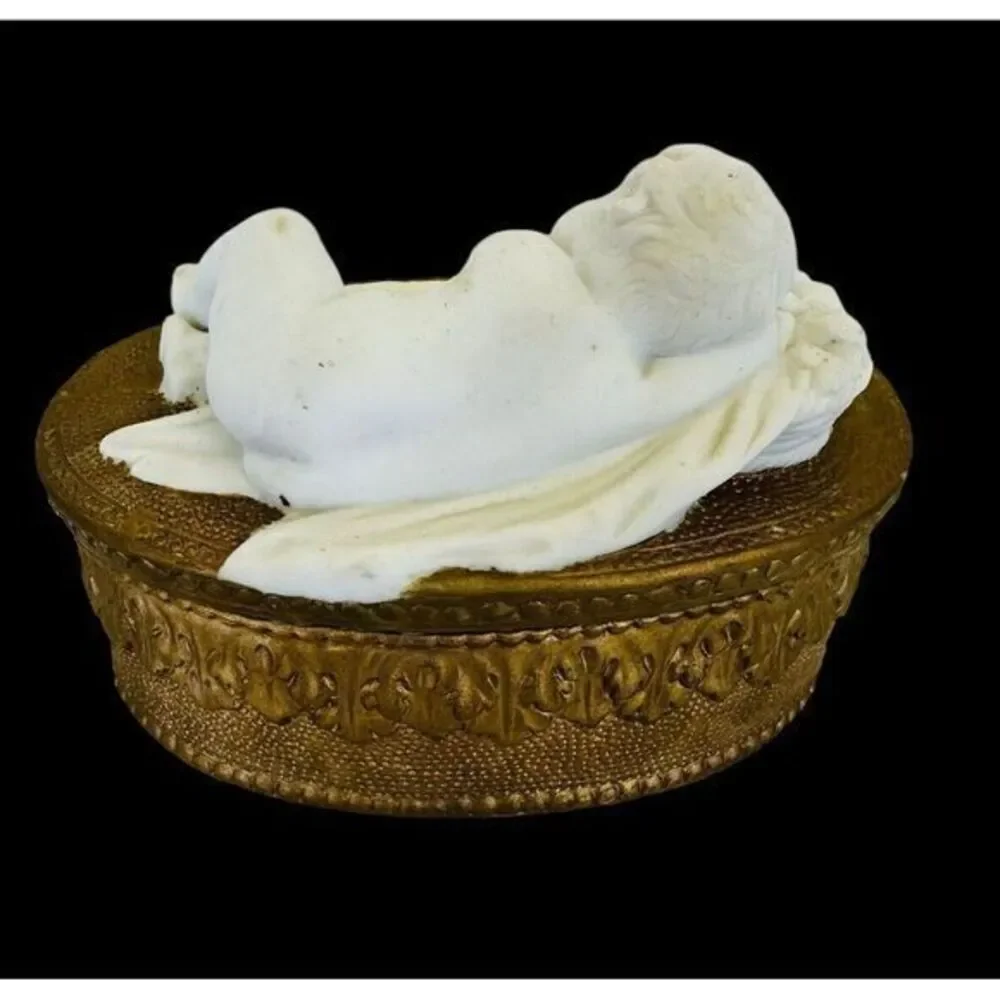 Vintage Sleeping Cherub On Fruit Basket Blanket‎ Porcelain Trinket Jewelry Box